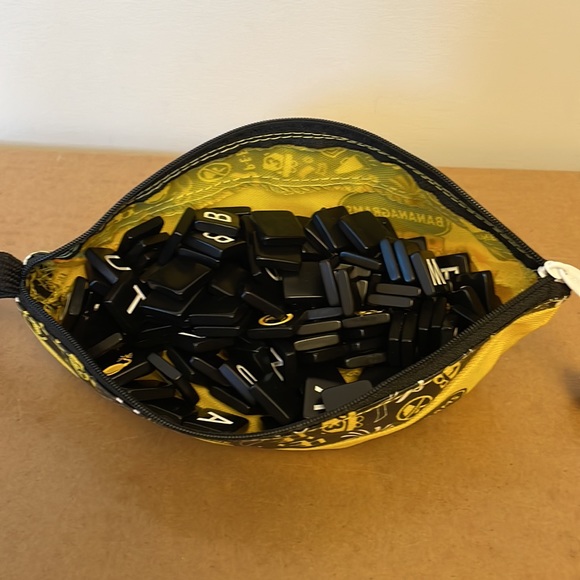 4/$20 Banana games - Picture 5 of 6